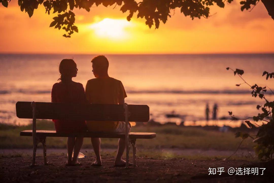 市六届人大七次会议举行第二次全体会议